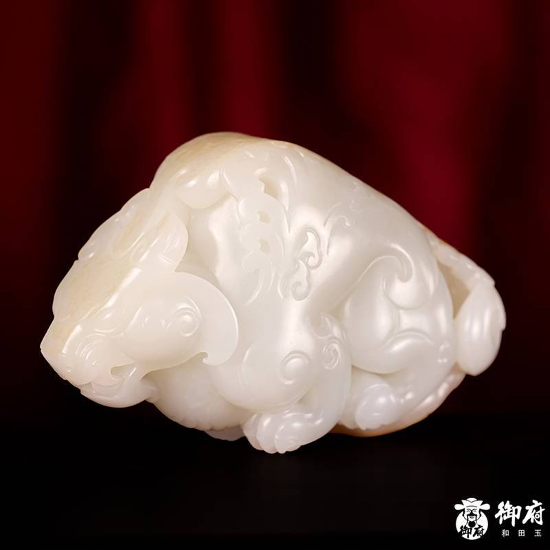 新疆籽料貔貅｜御府和田玉精工瑞兽，招财纳福典藏之作